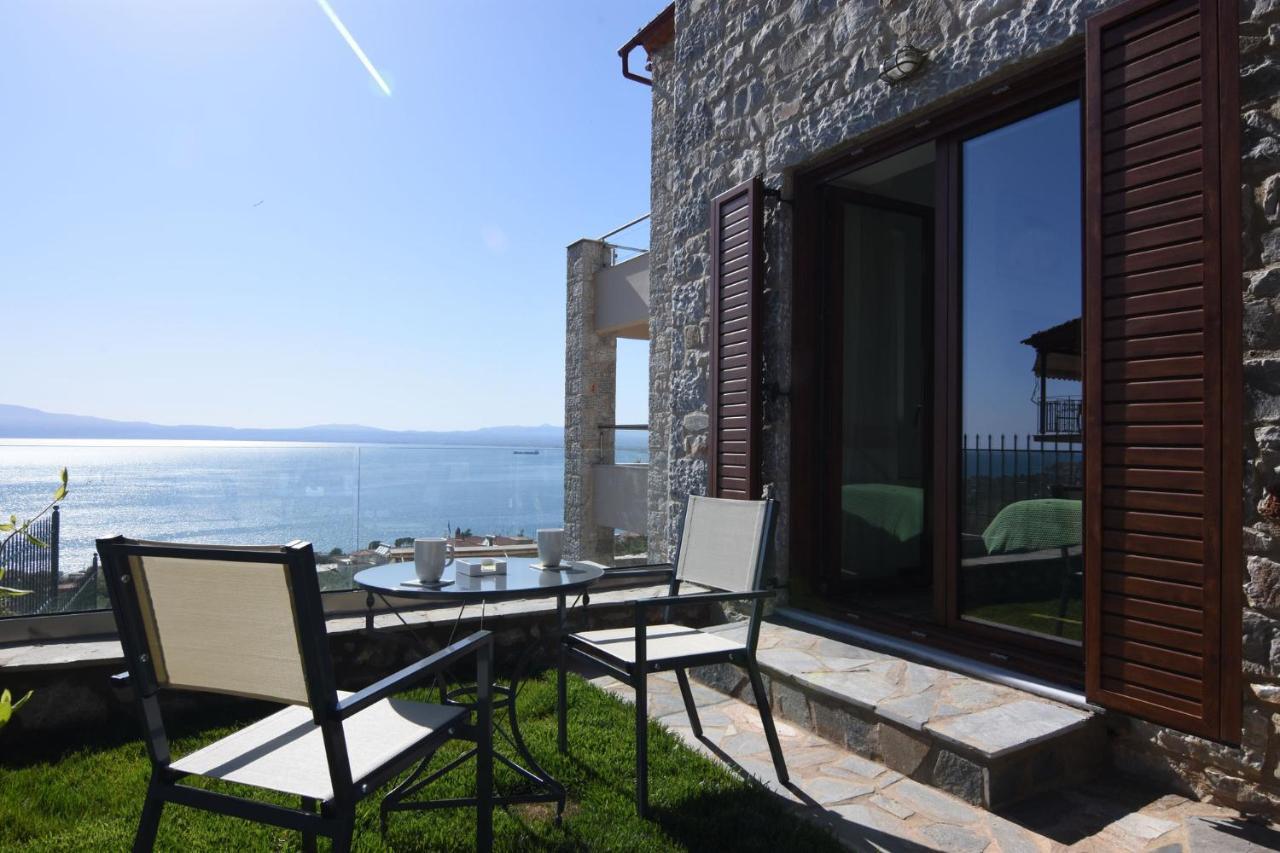 Villa Dafni - Infinite Sea Vistas With Private Pool 卡拉马塔 外观 照片